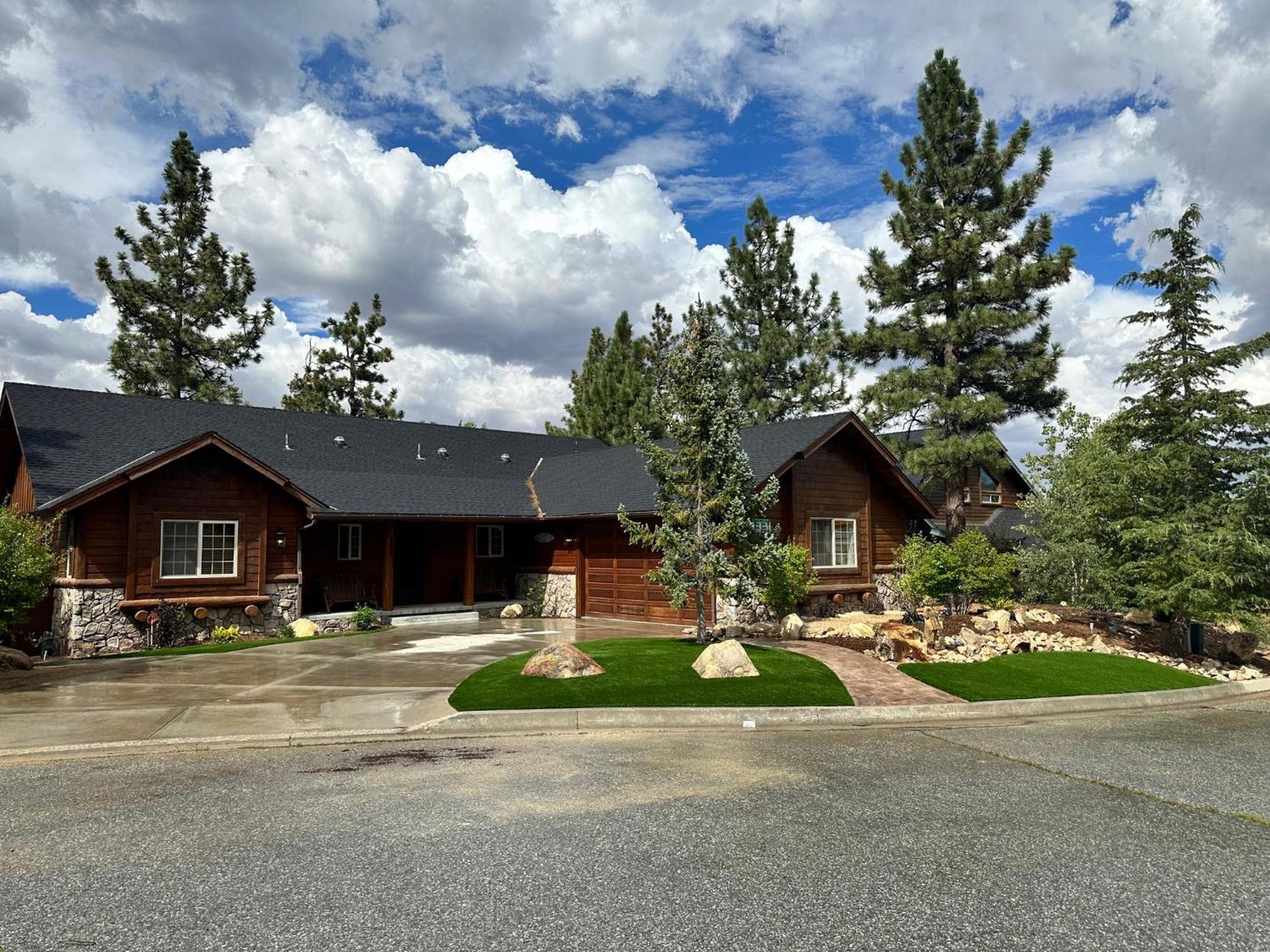 Custom Single Story With Jacuzzi Pool Table & Big Game With Arcade Games Hébergement de vacances Lac Big Bear